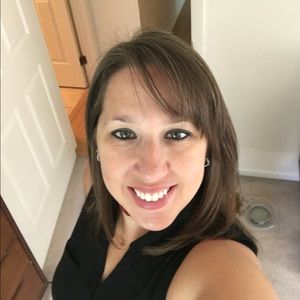 Meet your Posher, Lori